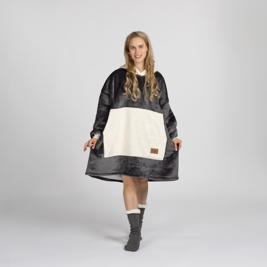 Hoodie odeja Svilanit Midnight Charm + darilo: nogavice