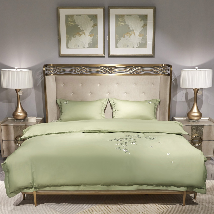 Bombažno-satenasta PREMIUM vezena posteljnina Svilanit  Jannes